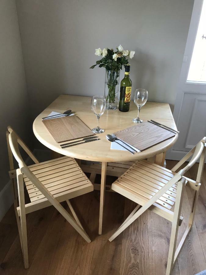 Self-Contained Studio City Centre Location 因弗内斯 外观 照片